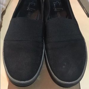 New Franco Sarto Theresa black Slip-on